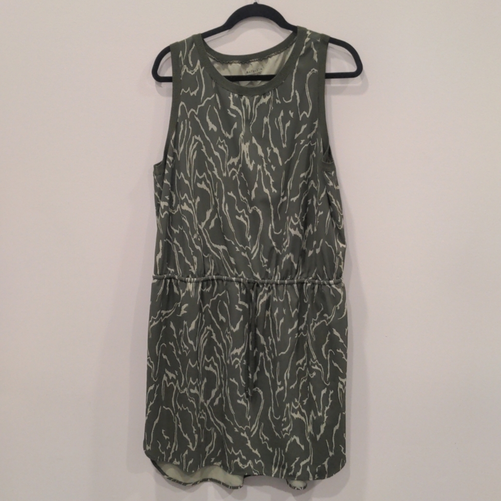 Athleta green patterned dress size XL